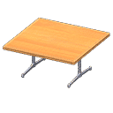 acnh-large-caf-table.png